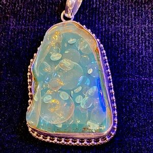 Pendant amber 925 sterling silver.